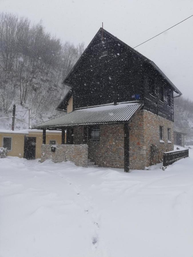 House Marijan Apartment Korana Luaran gambar